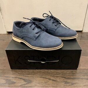 Blue lace tie dressy shoes